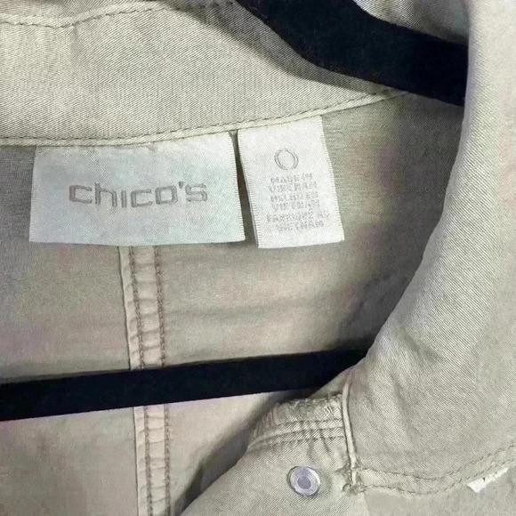 Chico’s women’s Beige Lace-Accent Jacket size 0 XS - Picture 2 of 5